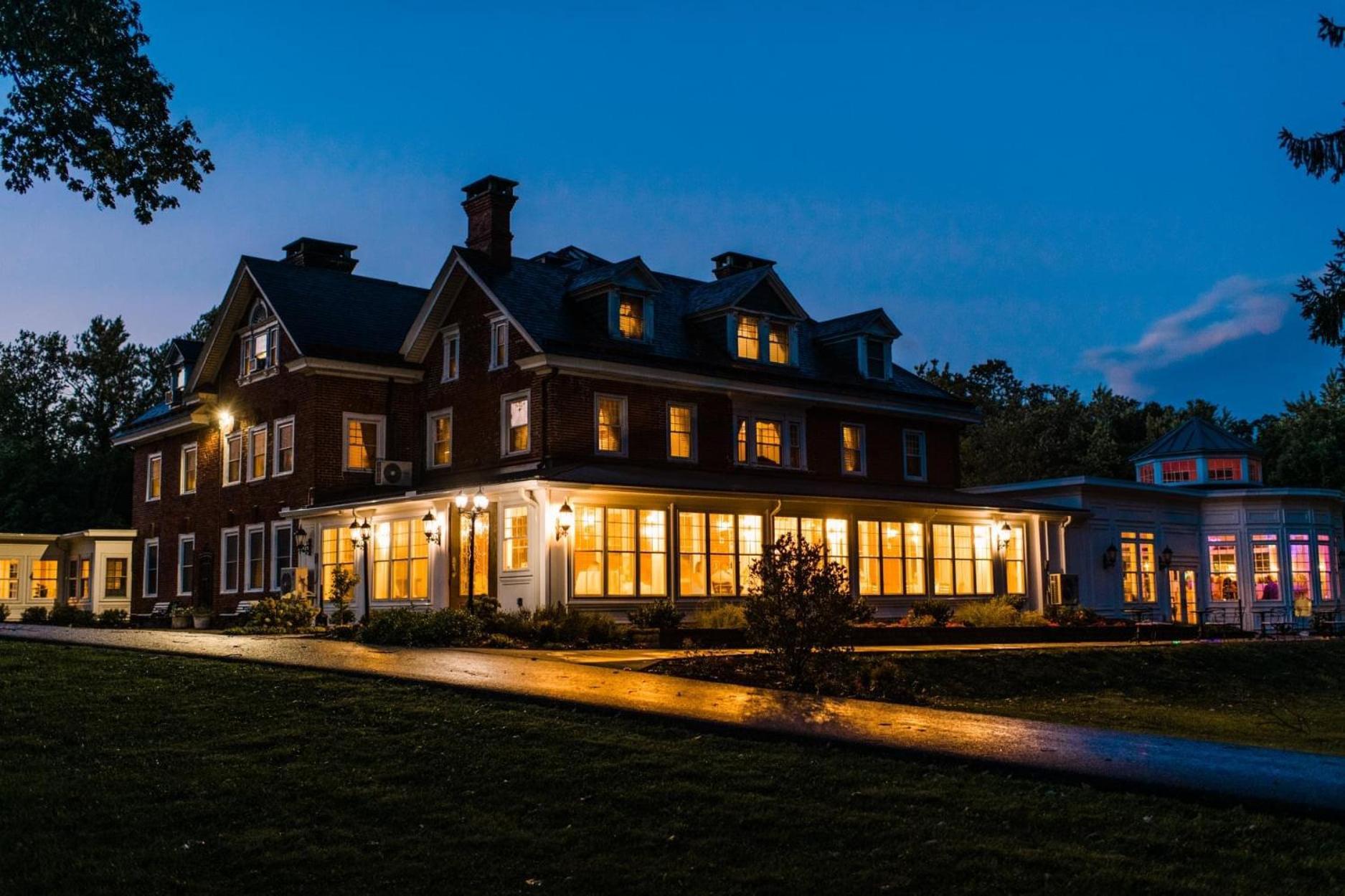 Cameron Estate Inn Mount Joy Eksteriør bilde